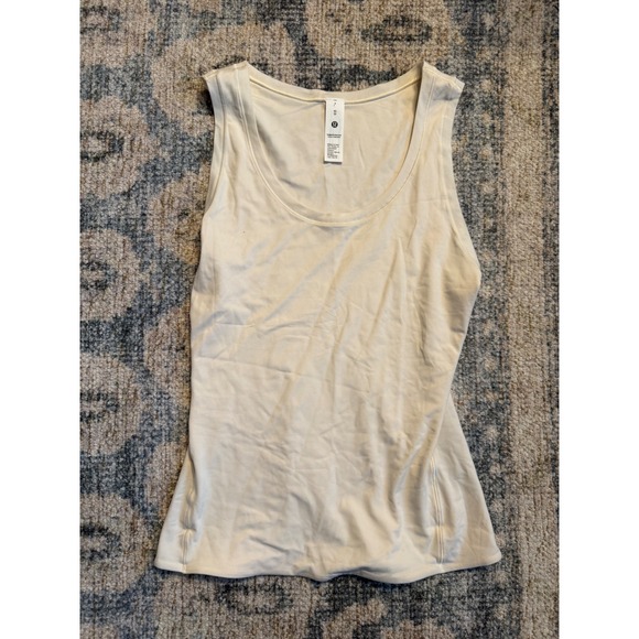 Lululemon Wundermost Ultra-Soft Nulu Scoop-Neck Tank Top Size XS NWOT - Picture 3 of 8